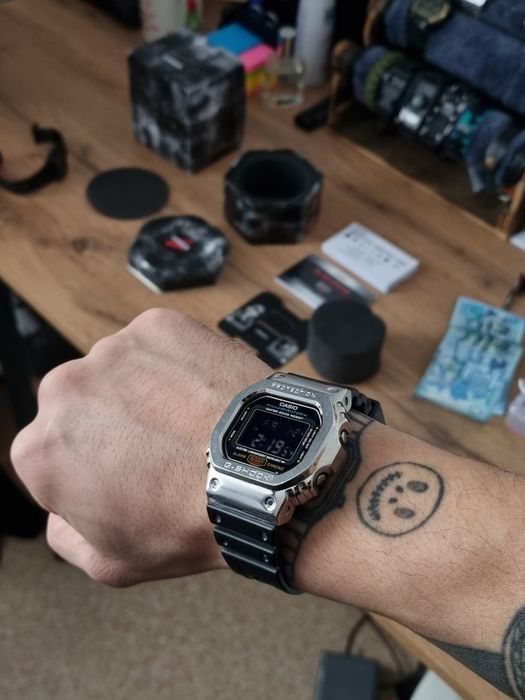 Casio g-shock dw-5600