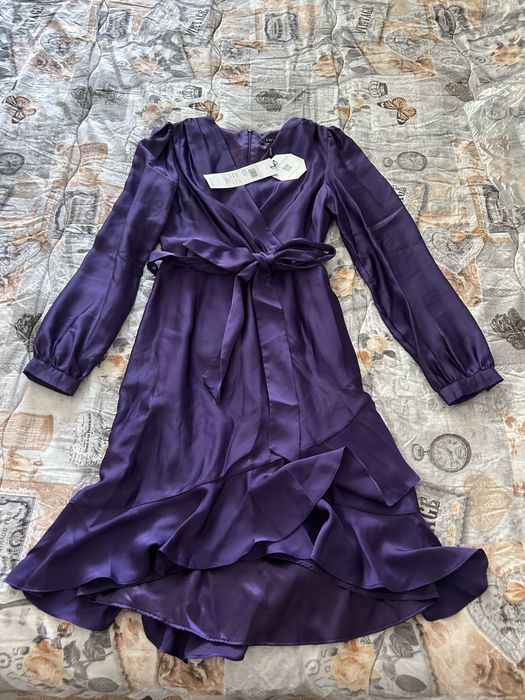 Дамска сатенена рокля