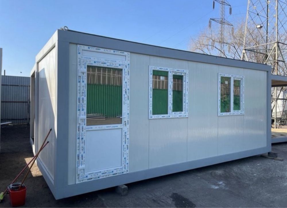 Producator containere de locuit gri antracit cu lemn birou vestiar