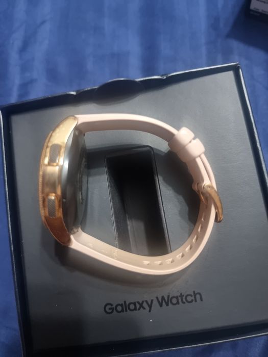 Ceas smartwatch Samsung Galaxy Watch, 42mm, Rose Gold