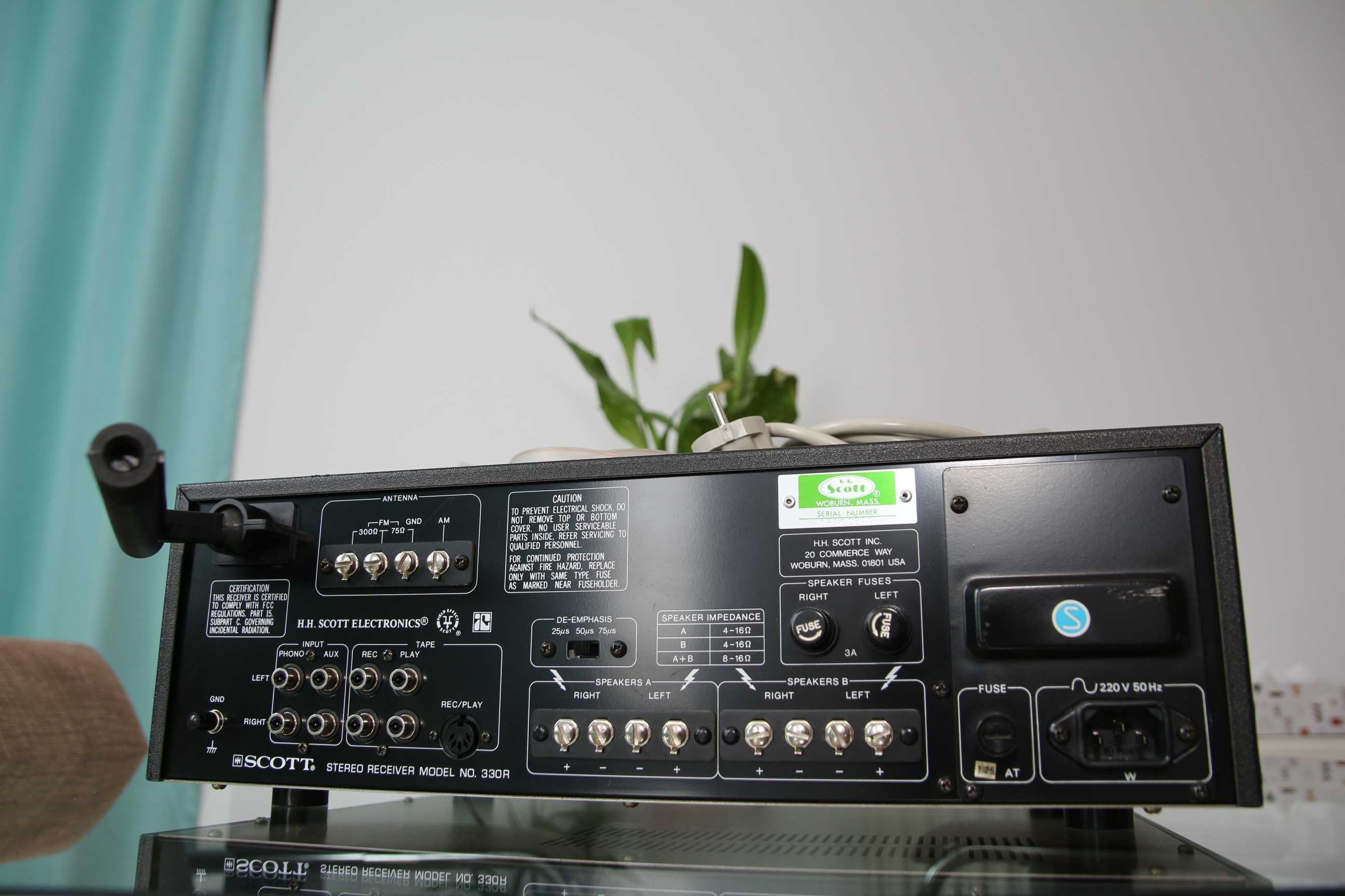 Scott 330 R amplificator cu radio