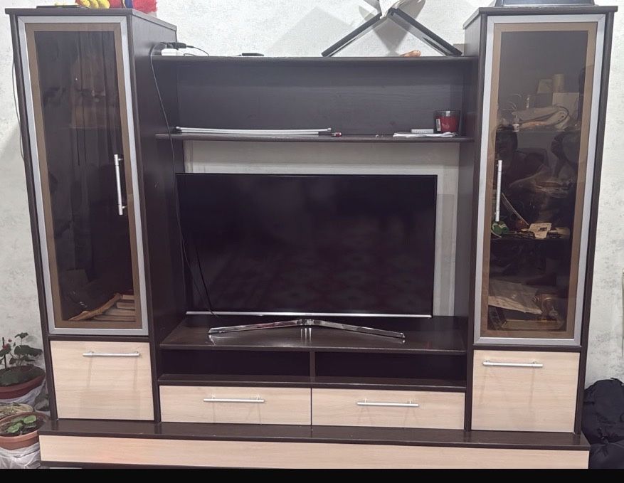 горка мебель под телевизор