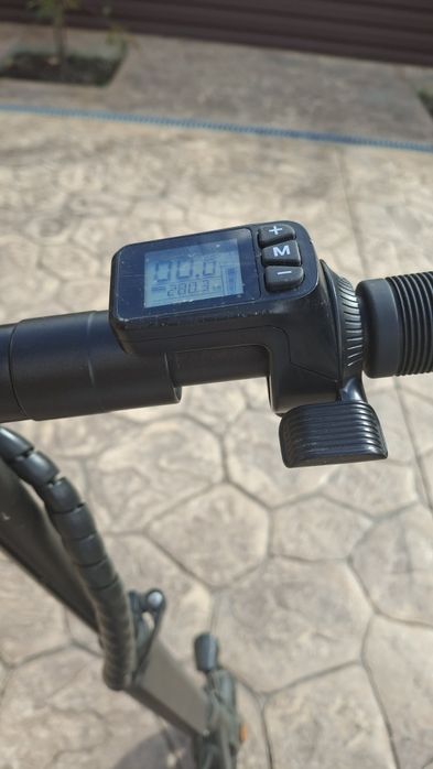 Trotinetă electrică B52 GT – 25 km/h