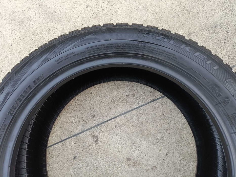 Doua anvelope de iarna 215 55 18 falken eurowinter HS 01 cu 7,8 mm