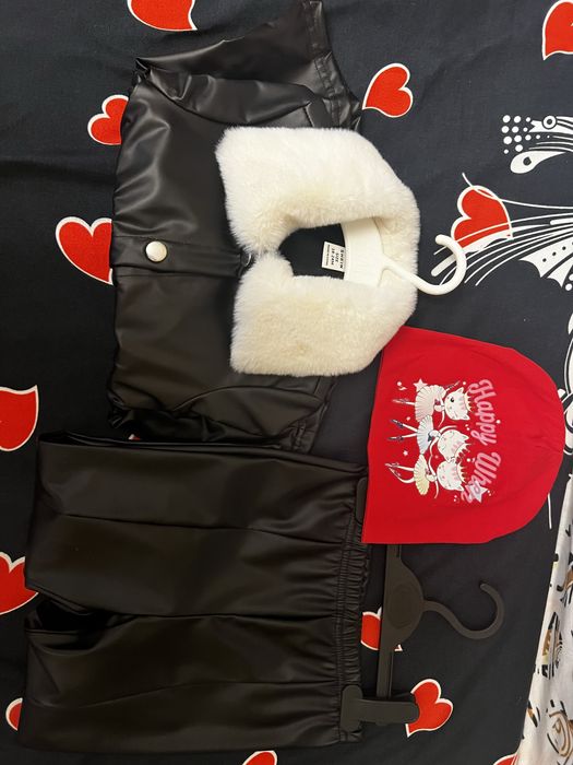 Compleu piele  si cadou o caciulita fetite