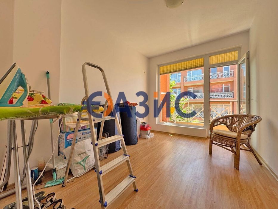 Продава се Тристаен апартамент в к.к. Слънчев бряг - 77 кв.м за 819 €/кв.м - Снимка #8