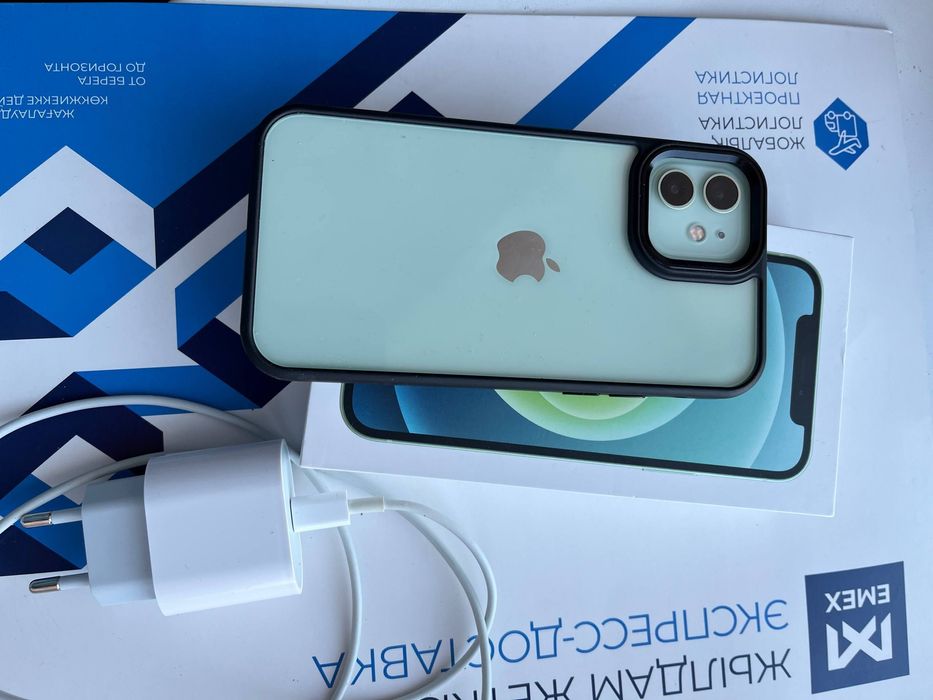 iPhone 12 в отличном состояниии