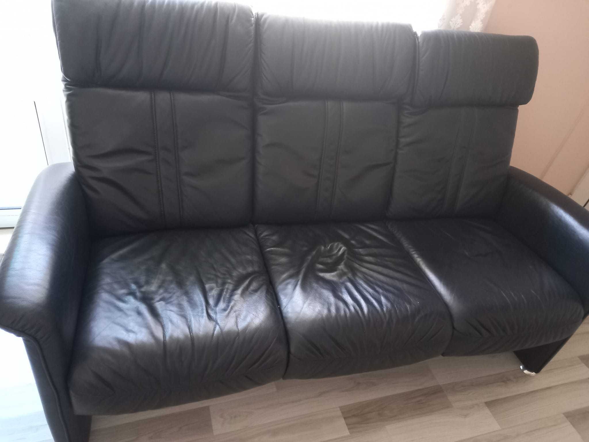 Продавам кожена гарнитура