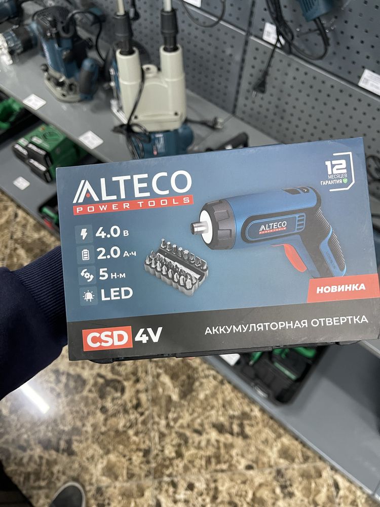 Аккумуляторная отвертка угловая ALTECO CSD 4V