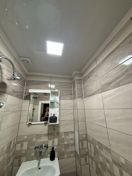 Довършителни Ремонтни - Душ кабини, обзавеждане за баня, Ламинат и още