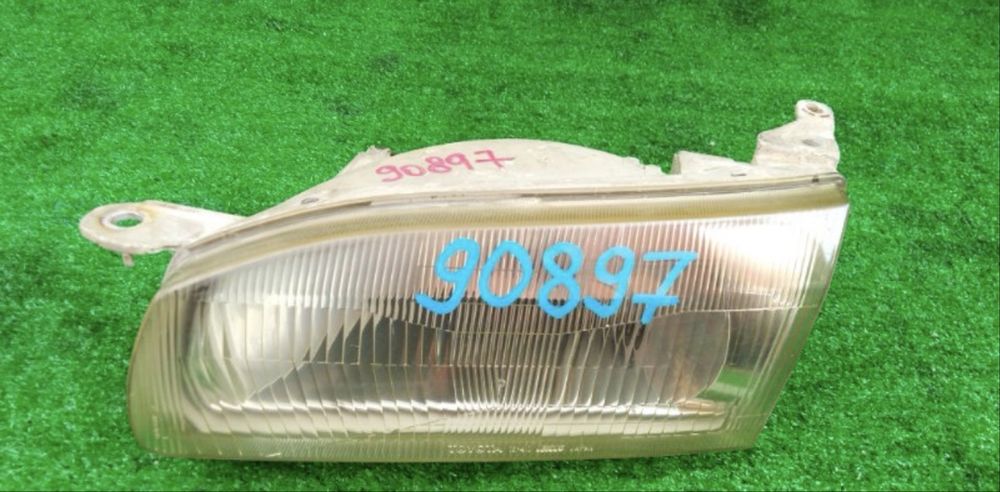 Фары правая левая Corolla, Sprinter, Carib AE110