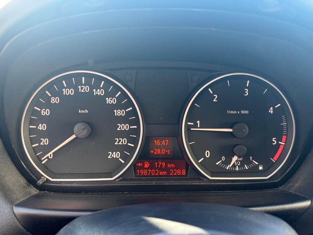 BMW Серия 1 , 118d 2.0 дизел 122 к.с., 2006 г