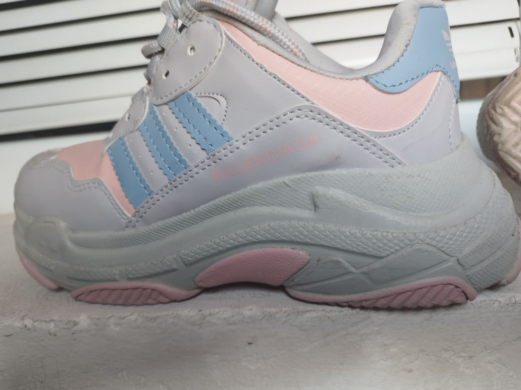 Маратонки Adidas balensiaga дамски