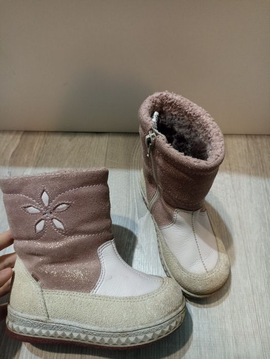Продам зимние сапожки