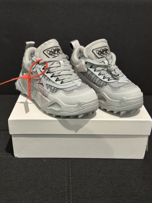 Adidasi OFF-White Odsy