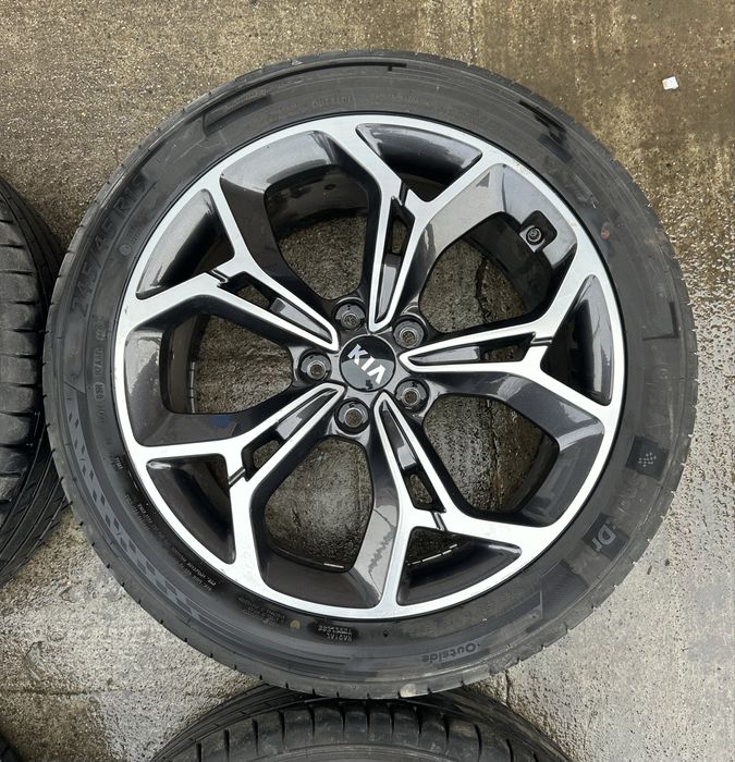 Jante / Roti Kia Sportage 245 45 19, Anvelope vara dot 2025