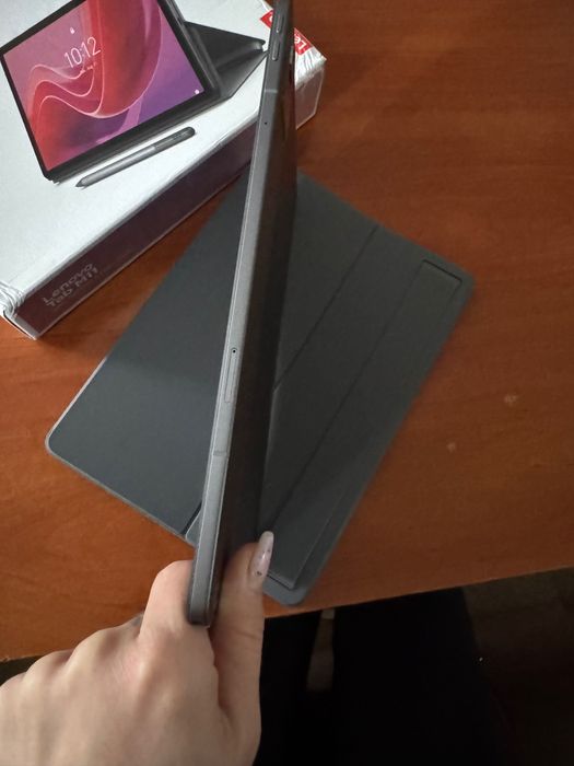 Lenovo Tab M11 folio case+ with tab pen 128gb RAM