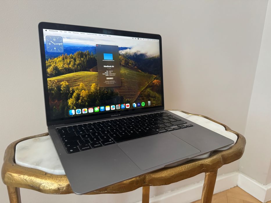 Macbook Air 13” M1 8GB RAM