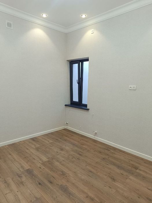 Ko‘rkam va fayzli hovli uy sotiladi