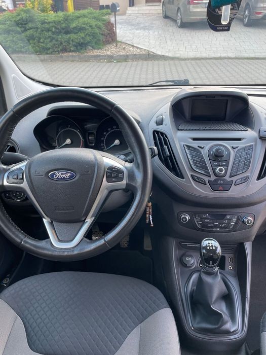 Ford Tourneo Courier Euro 6, motor 1.5 Diesel, stare perfecta