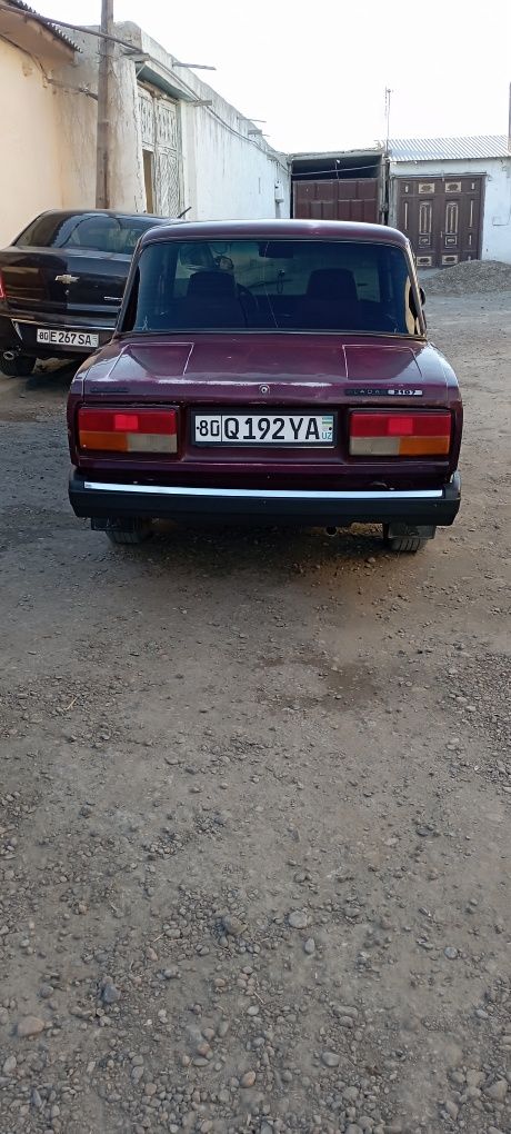 Vaz 21 07 sotiladi