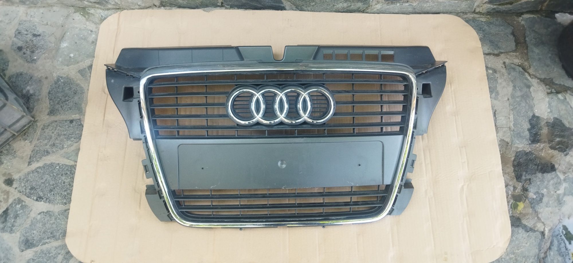 Решетка за Audi А3-  от 2009 до 2013 г.- фейслифт