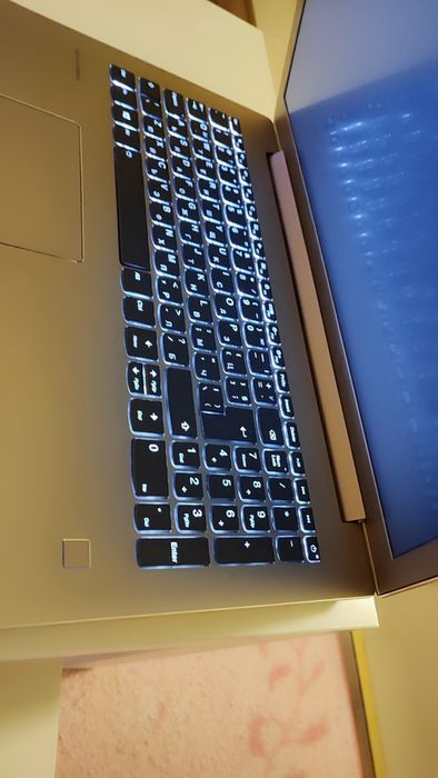 Лаптоп Lenovo IdeaPad 520