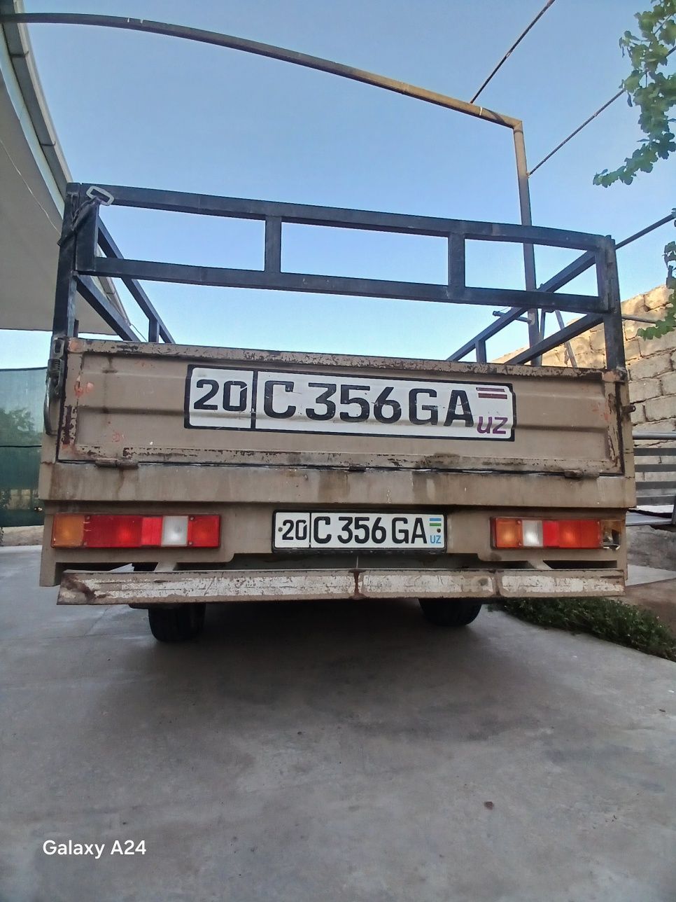 Volga pikap sotiladi