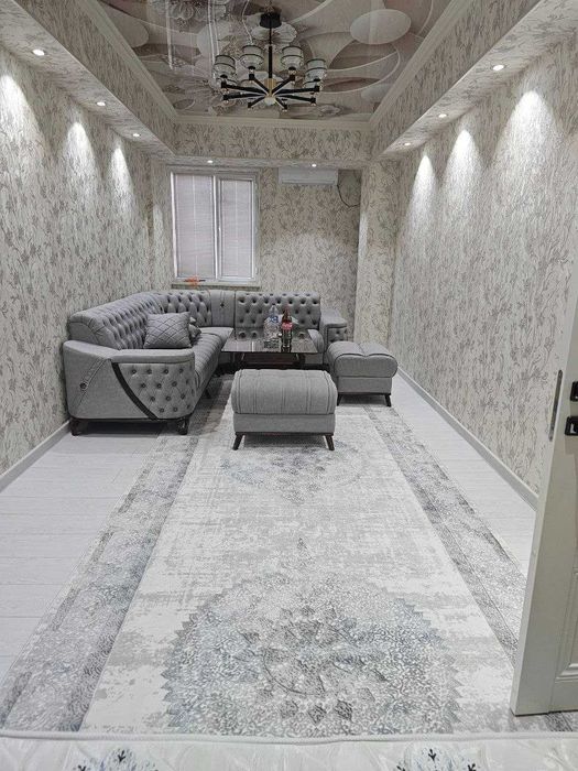 сдается 2х комнатная квартира на 3 этаже в районе крытый рынок