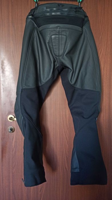 Продавам  Revit Ignition 4 H2O  Мото панталон