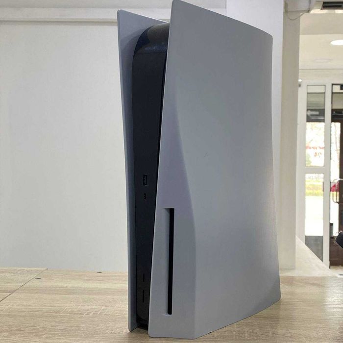 С32 / Игровая приставка Playstation 5 825GB /sk152209