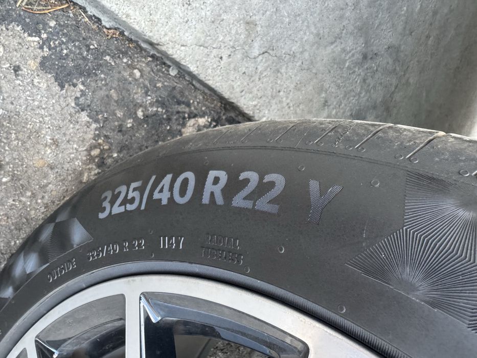 Continental 325/40/22 - 285/45/22