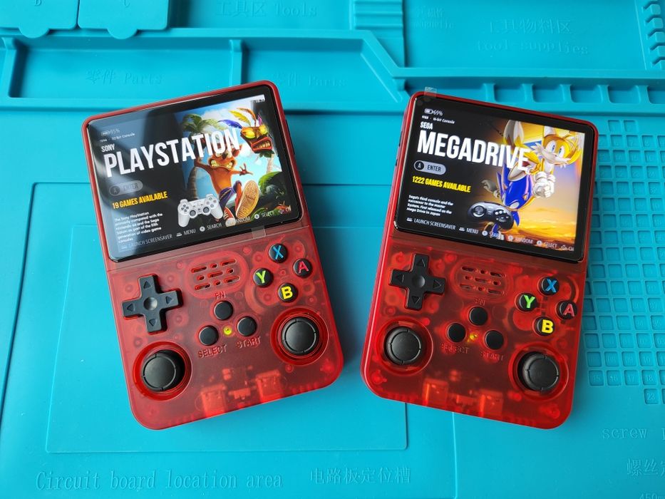 Consola portabila R36S Rosu 64gb plina cu jocuri retro