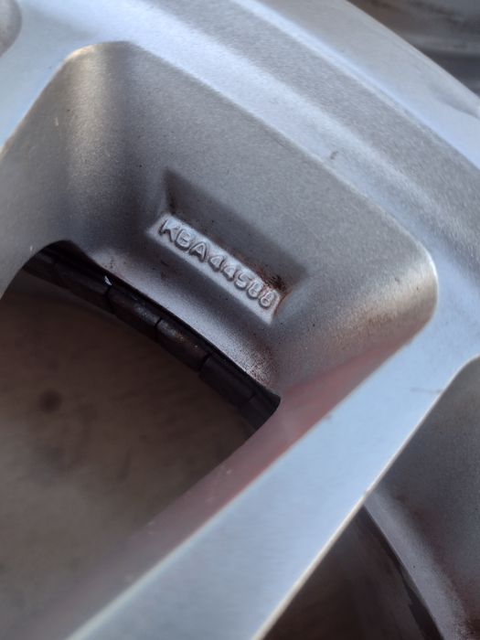 Borbet 15-5x110+5x120 6.5j ET43 Opel Meriva