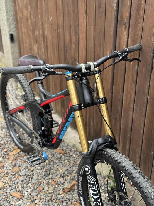 Bicicleta Kona operator carbon