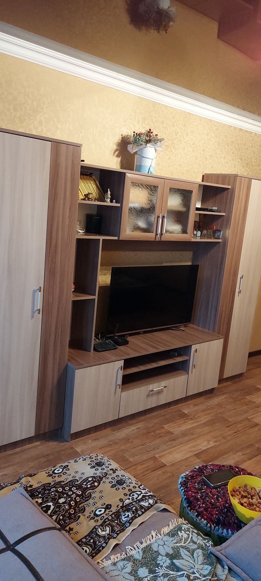 Продаётся стенка