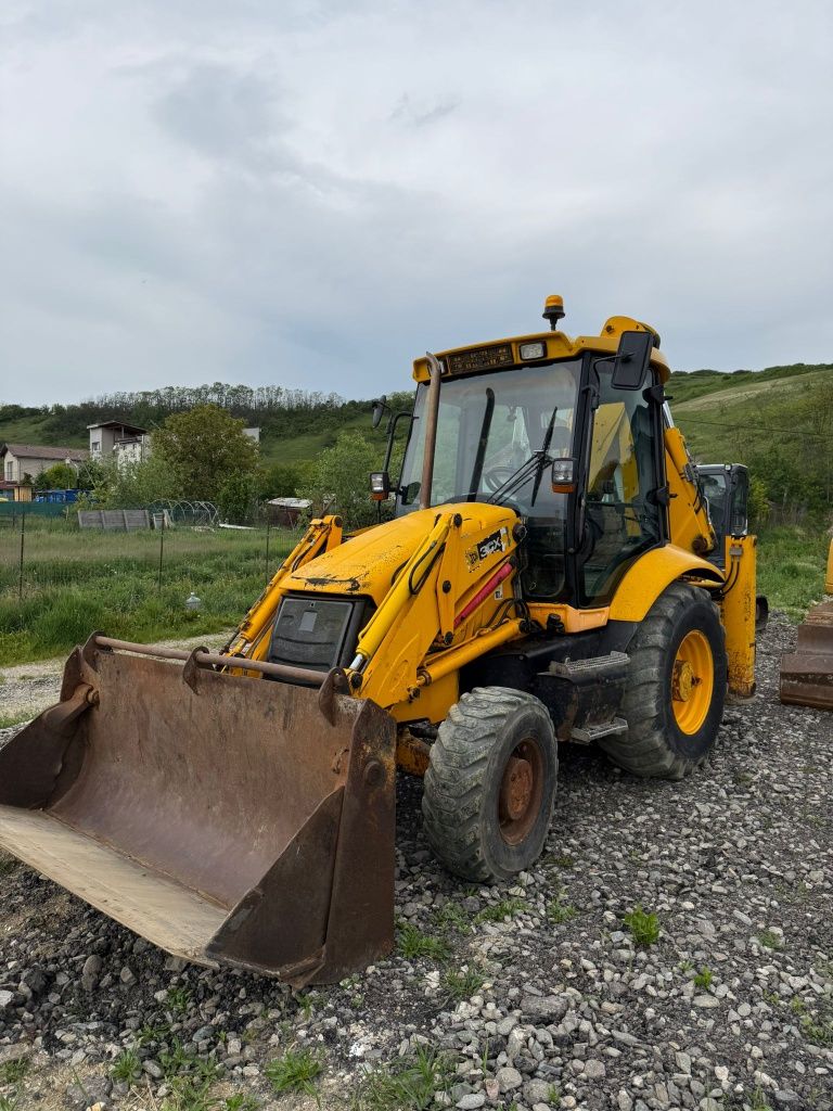Buldoexcavator JCB 3CX AN 2006