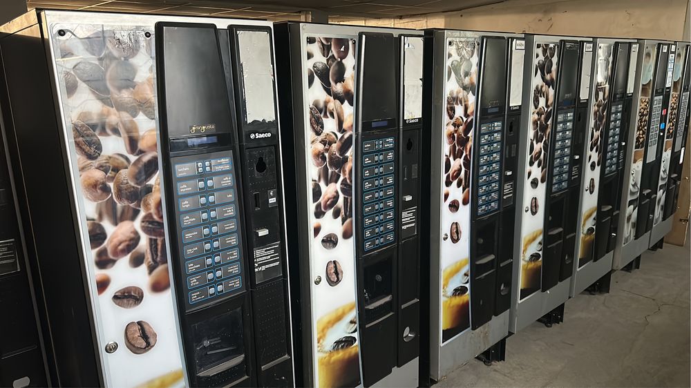 Vindem saeco cristallo 500 black grangusto