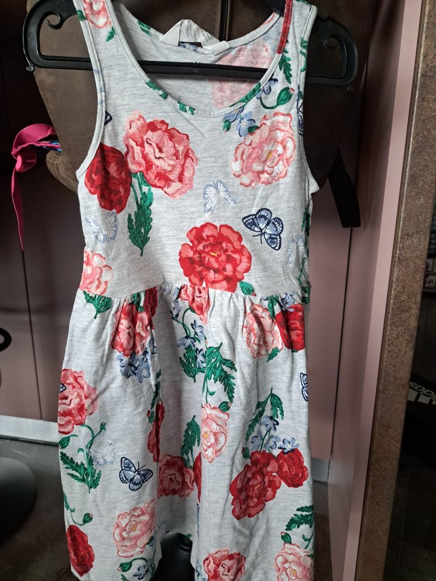 Set 3 rochițe de vara H&M mărime 4-6 ani