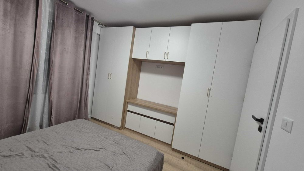 Închiriez apartament bloc nou