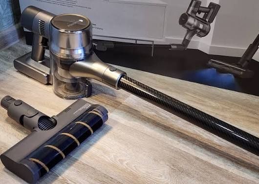 Пылесос вертикальный Dreame R20 Aqua ! Отличное качество