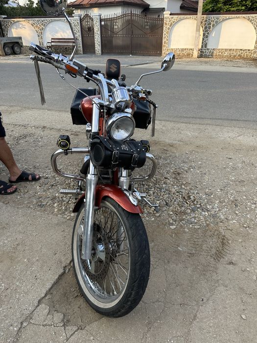 Suzuki Intruder VS1400