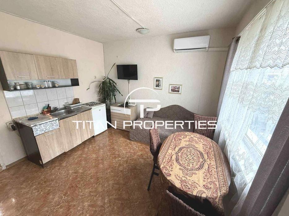 Двустаен апартамент, под наем, Център