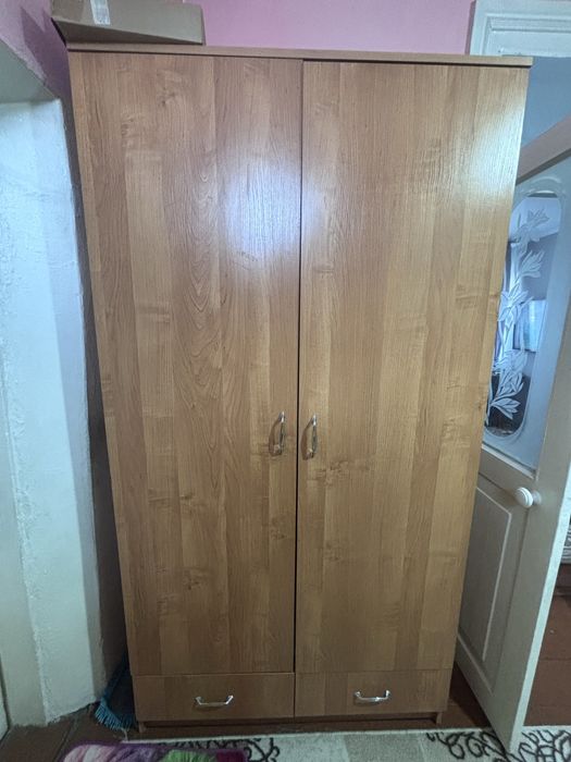 Продам шкаф в прихожую