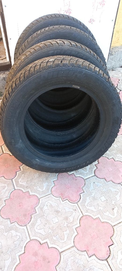 Продам зимний шины