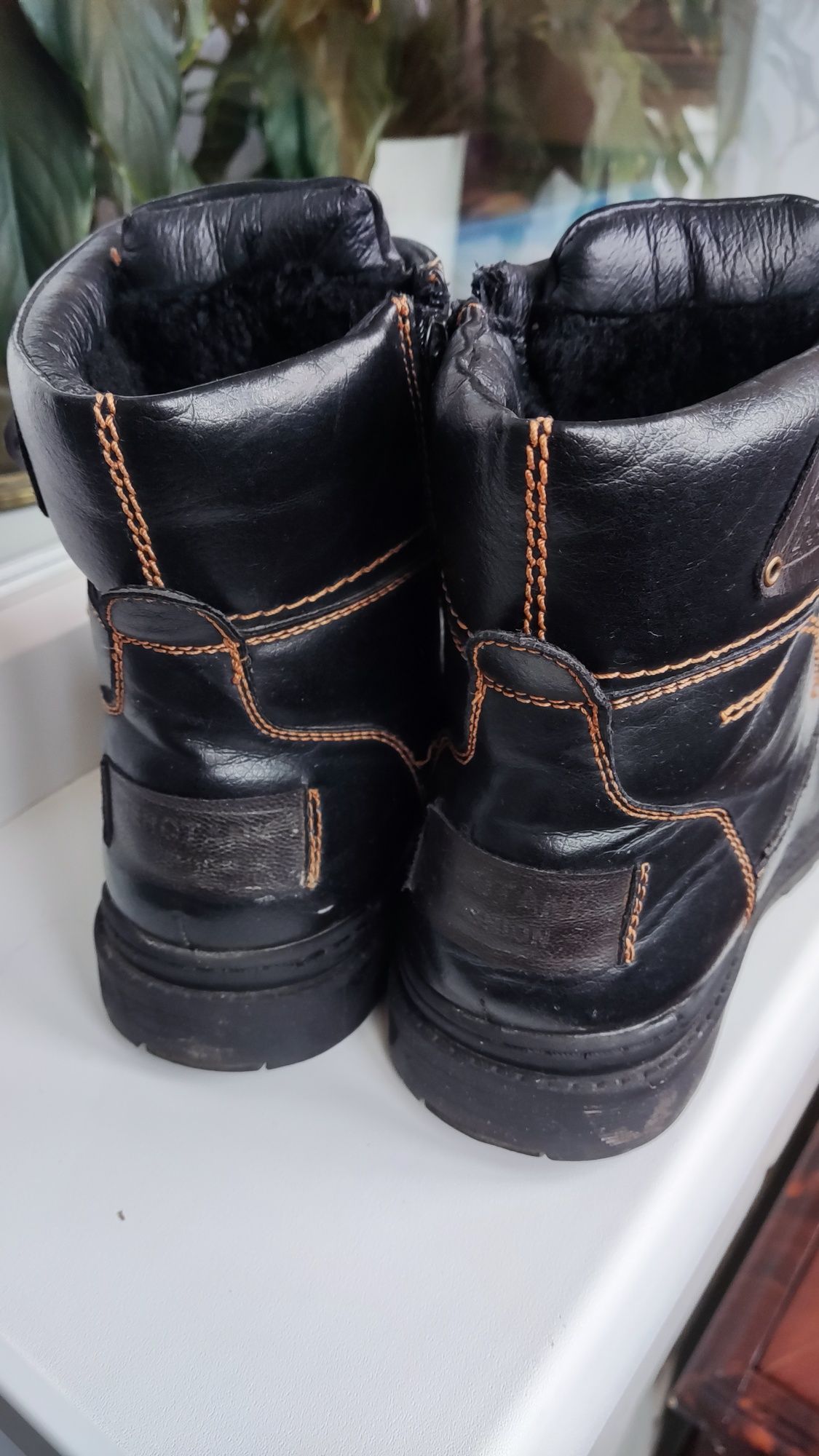 Зимние ботинки на цигейке 36 размер
