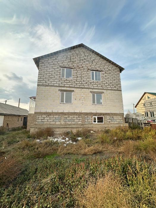 Продам котедж в поселке Шубар