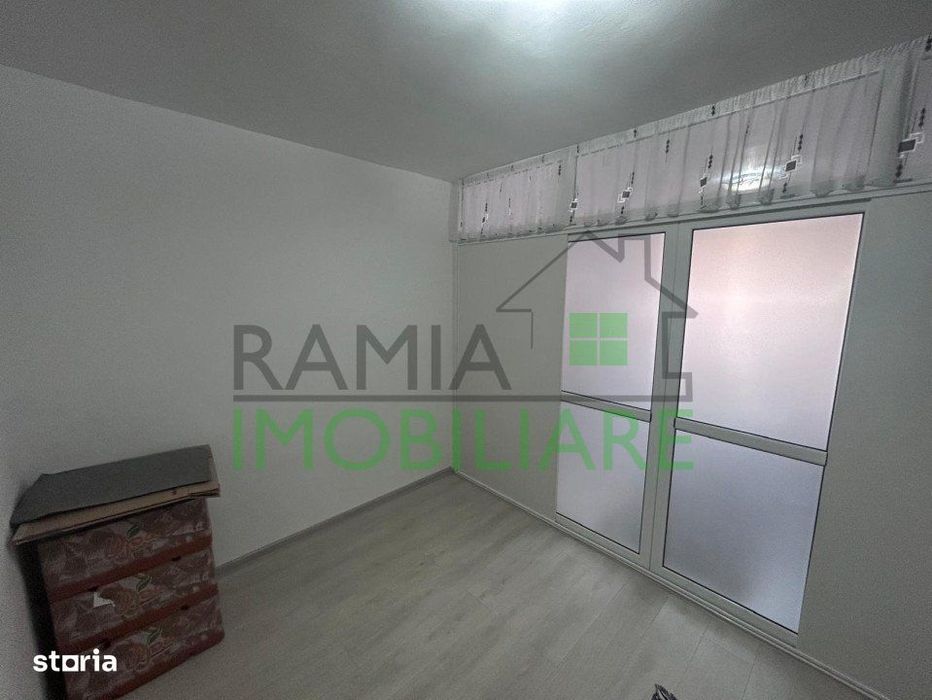 Garsoniera 22mp etaj 2 de vanzare
