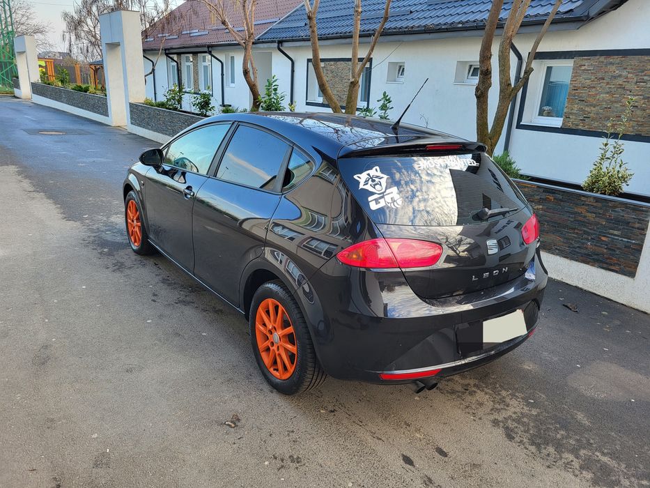 Vand Seat leon. Comenzi volan. Climă. Jante. Pilot. Leduri