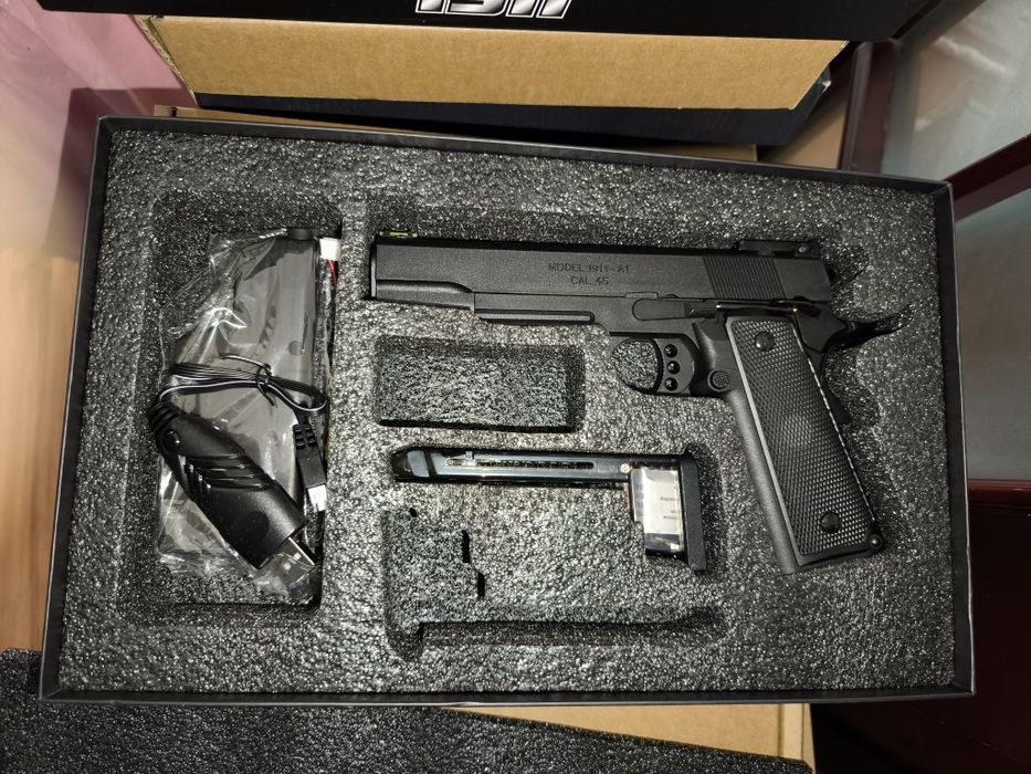 Игрушки!! Гидрогелевые пистолеты 1:1